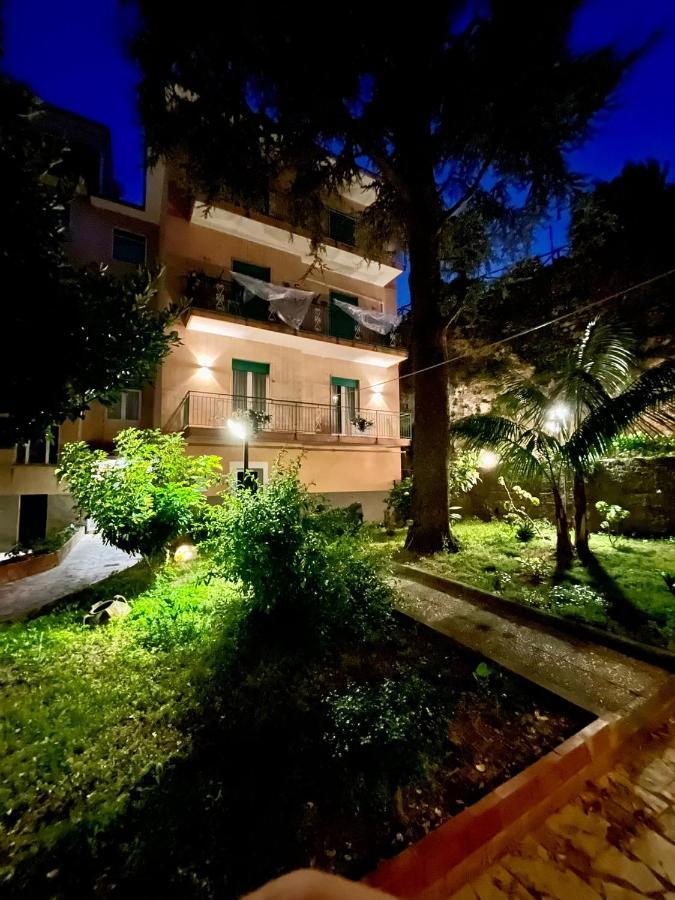 Minori Palace De Luxe Apartment Exterior photo